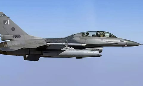 பாகிஸ்தானின் எப்-16 உள்ளிட்ட 3 போர் விமானங்களை சுட்டு வீழ்த்தியது இந்தியா