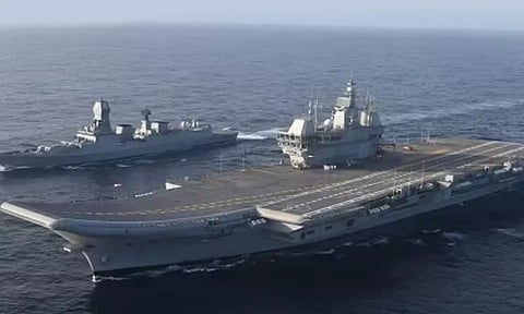 தொடர் தாக்குதல் - அரபிக்கடலில் இந்திய கடற்படையின் போர் விமானங்கள் தயார்