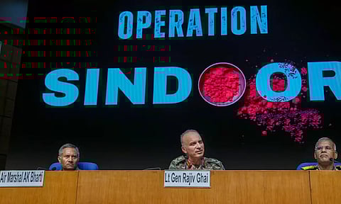 இந்தியா -பாகிஸ்தான் பேச்சுவார்த்தை இன்று மாலைக்கு ஒத்திவைப்பு