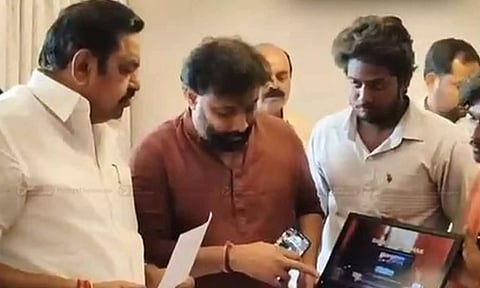 கோவிந்தா பாடலை நீக்குக.. எடப்பாடியிடம் மனு அளித்த பவன் கல்யாண் கட்சி