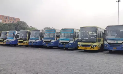 சுபமுகூர்த்தம், வார இறுதி நாட்களையொட்டி தமிழகம் முழுவதும் 1,739 சிறப்பு பஸ்கள் இயக்கம்