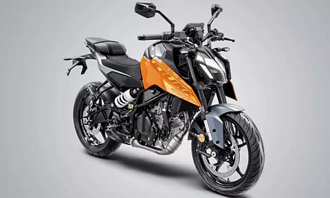 பைக் விலையை திடீரென உயர்த்திய கேடிஎம்