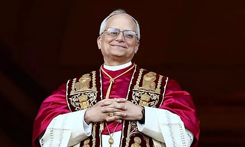 வாடிகனில் பிரம்மாண்ட ஏற்பாடு- புதிய போப் ஆக பதவி ஏற்றார் ராபர்ட் பிரெவோஸ்ட்
