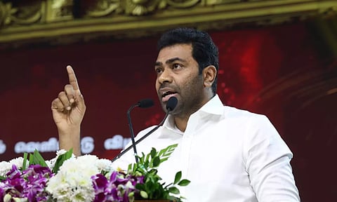 அ.தி.மு.க.வை ஏன் எதிர்க்கவில்லை? - த.வெ.க. பொதுச்செயலாளர் ஆதவ் அர்ஜூனா விளக்கம்