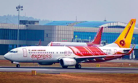 சென்னையில் இருந்து பல்வேறு இடங்களுக்கு புறப்பட இருந்த விமானங்கள் திடீர் ரத்து- பயணிகள் அவதி