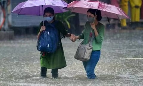 ரெட் மற்றும் ஆரஞ்சு அலர்ட்: 8 மாவட்டங்களுக்கு எச்சரிக்கை