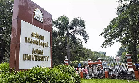 பொறியியல் படிப்பு: 21 நாட்களில் 2.55 லட்சம் மாணவ- மாணவிகள் விண்ணப்பம்