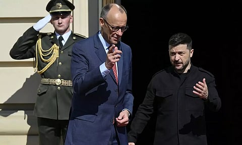 ஜெர்மனியில் ஜெலன்ஸ்கி..  ரஷியாவை எதிர்க்க உக்ரைனுக்கு கூடுதல் ராணுவ உதவி கேட்கிறார்!