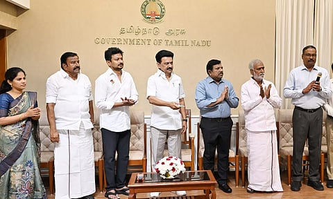 ரூ.571 கோடி மதிப்பில் 49 முடிவுற்ற பணிகளை முதலமைச்சர் தொடங்கி வைத்தார்