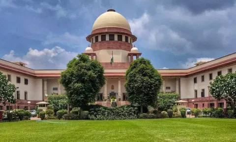 சுப்ரீம் கோர்ட்டுக்கு 3 புதிய நீதிபதிகள் நியமனம்
