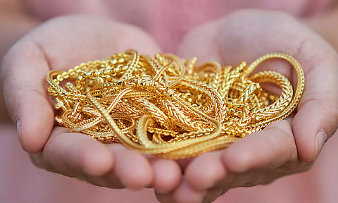 நகைக்கடன் கட்டுப்பாடுகளை தளர்த்த ரிசர்வ் வங்கிக்கு மத்திய நிதி அமைச்சகம் அறிவுறுத்தல்