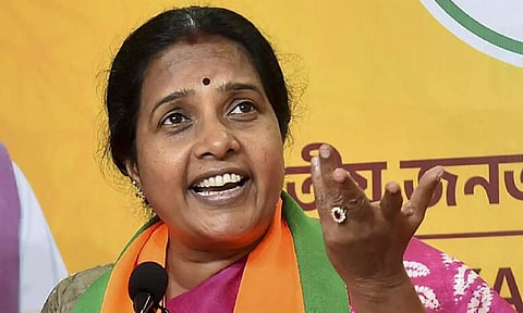 நம்பி ஓட்டு போட்ட மக்களுக்கு கமல் துரோகம் செய்துவிட்டார்- வானதி சீனிவாசன்