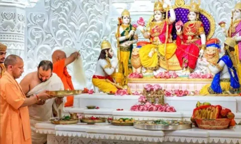 அயோத்தி ராமர் கோவில் பிரசாதம்.. பக்தர்களிடம் கோடிக்கணக்கான ரூபாய் மோசடி அம்பலம்!