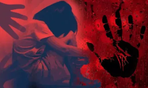 டெல்லியில் 9 வயது சிறுமி பாலியல் வன்கொடுமை செய்யப்பட்டு கொலை.. சூட்கேஸில் ரத்த வெள்ளத்தில் உடல்