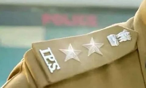 தமிழகம் முழுவதும் 18 ஐ.பி.எஸ். அதிகாரிகள் பணியிட மாற்றம்