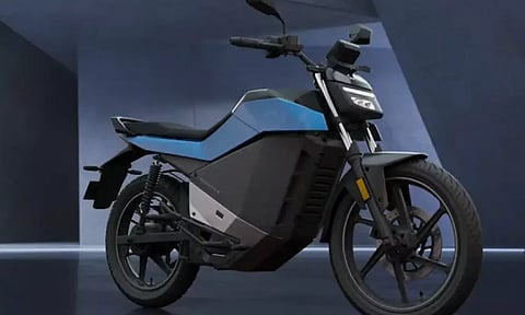 ரோட்ஸ்டர் எக்ஸ் மாடலின் விநியோகத்தை தொடங்கிய ஓலா எலெக்ட்ரிக்