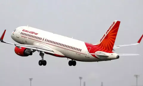 16 சர்வதேச வழித்தடங்களில் தற்காலிகமாக விமான சேவையை குறைக்கும் ஏர் இந்தியா