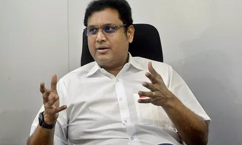 கீழடிக்காக அதிமுக குரல் கொடுக்காதது ஏன்?- அமைச்சர் டி.ஆர்.பி.ராஜா கேள்வி