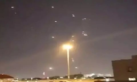 VIDEO: கத்தாரில் உள்ள அமெரிக்க விமானப்படைத் தளம் மீது ஈரான் ஏவுகணை தாக்குதல்..