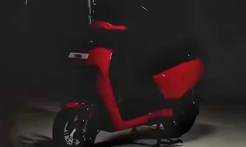 குறைந்த விலையில் புது எலெக்ட்ரிக் ஸ்கூட்டர் - ரிலீசுக்கு ரெடியான விடா VX2