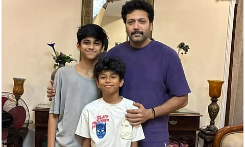 மூத்த மகனின் பிறந்தநாளை கொண்டாடிய ரவி மோகன்