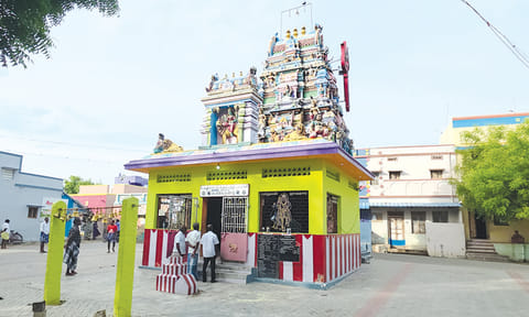 விருதுநகர் கலெக்டர் அலுவலகம் அருகில் உள்ள காளியம்மன் கோவில் உண்டியல் கொள்ளை