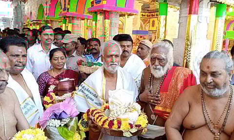 திருச்செந்தூர் கோவிலில் கும்பாபிஷேக இறுதிகட்ட பணிகளை பார்வையிட்டார் அமைச்சர் சேகர்பாபு