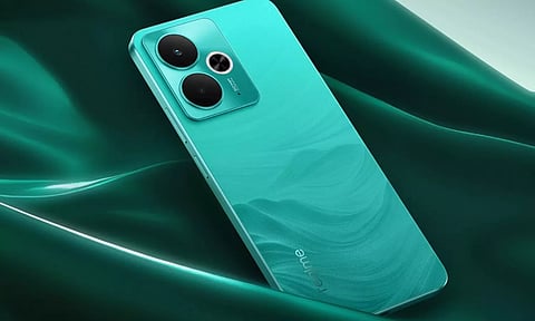 12 ஜிபி ரேம், அதிவேக பாஸ்ட் சார்ஜிங் வசதி.. பட்ஜெட் பிரிவில் வெளியாகும் புது ரியல்மி ஸ்மார்ட்போன்