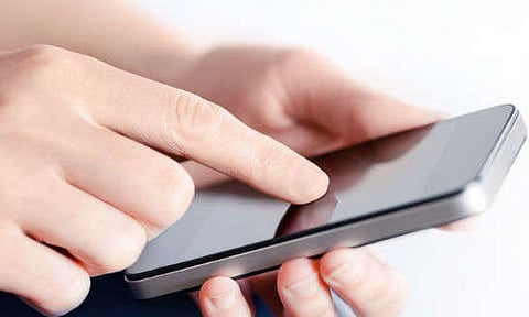 ஆந்திராவில் பொதுமக்கள் குறைதீர்க்கும் செல்போன் ஆப்