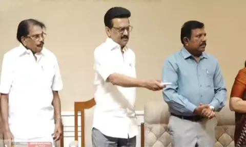 இலங்கை தமிழர் முகாம்களில் கட்டப்பட்ட 729 வீடுகளை திறந்து வைத்த முதல்வர்