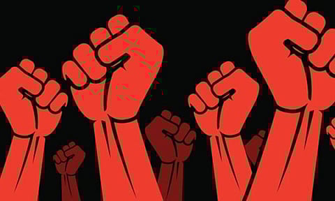 சென்னையில் சாலைமறியல் போராட்டத்தில் ஈடுபட்ட ஆசிரியர்கள் கைது