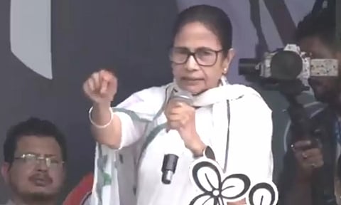 மேற்கு வங்கத்தில் ஆட்சியை பிடிக்கும் பா.ஜ.க. முயற்சி பலிக்காது: மம்தா ஆவேசம்