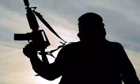 பாகிஸ்தான் பலுசிஸ்தானில் பயணிகள் பேருந்து மீது துப்பாக்கிச்சூடு: 3 பேர் பலி