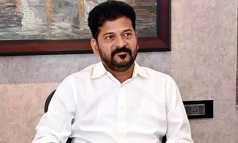 வில்லன் முதலில் சாகமாட்டான்: முறைகேடு விசாரணை தொடர்பாக ரேவந்த் ரெட்டி பதில்..!