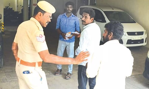 அஜித் குமார் கொலை வழக்கு: மதுரை சி.பி.ஐ. அலுவலகத்தில் சகோதரர் உள்பட 5 பேர் நேரில் ஆஜராகி விளக்கம்