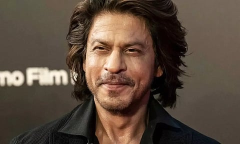 கிங் படப்பிடிப்பு தளத்தில் ஷாருக்கானுக்கு  பலத்த காயம்- அமெரிக்காவில் மேல்சிகிச்சை