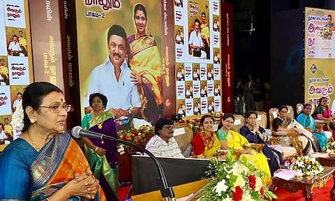 எனது கணவர் போல் நானும் உங்களுடன் ஒருவராக இருக்கவே ஆசைப்படுகிறேன் - துர்கா ஸ்டாலின் பேச்சு