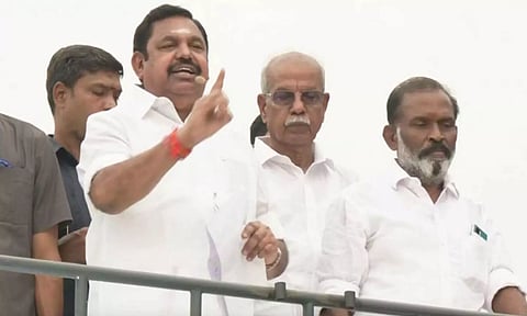 கோவில் நிலத்தில் குடியிருக்கும் ஏழைகளுக்கு, அரசு சார்பில் வீடு கட்டித்தரப்படும் - இ.பி.எஸ்.