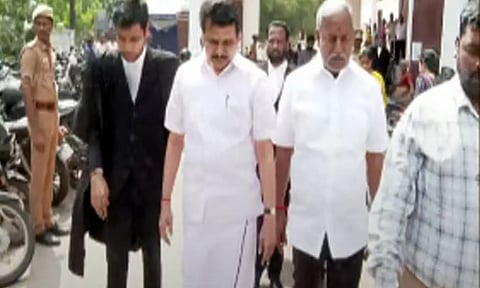 டெண்டர் முறைகேடு- செந்தில் பாலாஜி, லஞ்ச ஒழிப்புத்துறை பதில் அளிக்க நீதிமன்றம் உத்தரவு