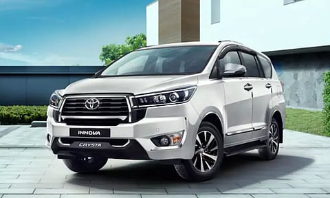 இன்னோவா வாங்க போறீங்களா? டொயோட்டா சொன்ன அதிர்ச்சி தகவல்