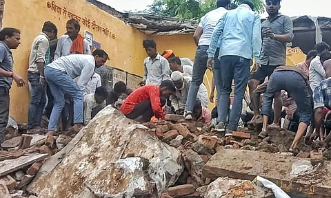 ஆசிரியர்களின் அலட்சியத்தால் பறிபோன 7 மாணவர்களின் உயிர்..  அரசுப் பள்ளி விபத்து பற்றி வெளிவந்த உண்மை