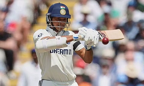 இங்கிலாந்து அணி 374 ரன் இலக்கை எட்டி வெற்றி பெறுவது கடினம் - ஜெய்ஸ்வால்