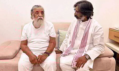 ஜார்க்கண்ட் முன்னாள் முதலமைச்சர் ஷிபு சோரன் உடல்நலக் குறைவால் காலமானார்