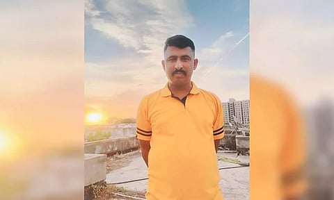 7 வயது மகன் முன்னிலையில் கணவரை கொன்றுவிட்டு மனைவி தற்கொலை