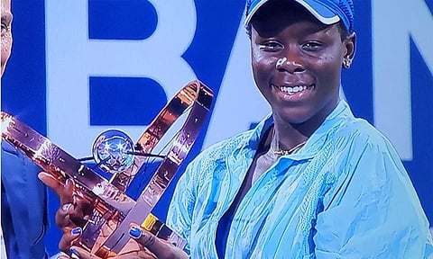 கனடா ஓபன் டென்னிஸ்: சாம்பியன் பட்டம் வென்றார் எம்போகா