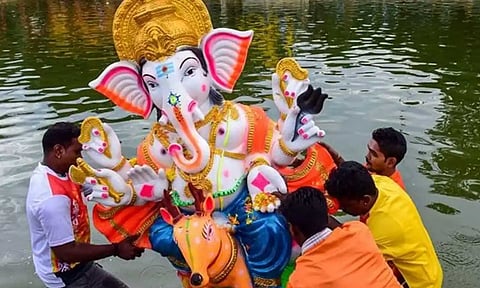 விநாயகர் சதுர்த்தி விழாவின்போது கடைபிடிக்க வேண்டிய வழிகாட்டுதல்களை வெளியிட்டது தமிழக அரசு