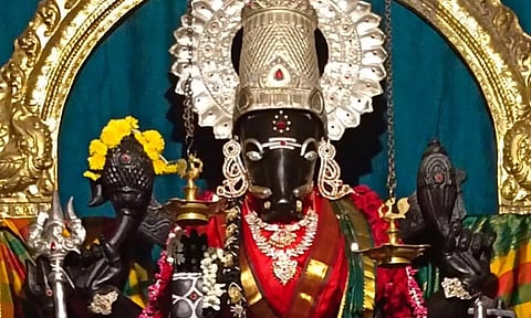 தீராத வழக்கை தீர்க்கும் வராகி அம்மன் வழிபாடு