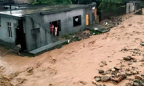 காஷ்மீரில் மீண்டும் மேகவெடிப்பு- 7 பேர் பலி