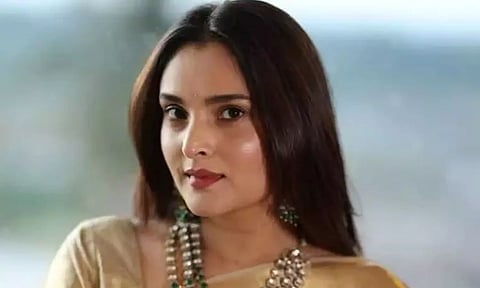 அசிங்க அசிங்கமா பேசுறாங்க.. அத்தனை பேரையும் அரெஸ்ட் பண்ணுங்க - நடிகை ரம்யா புகார்