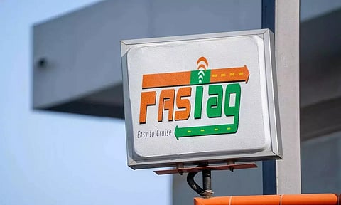 ஆண்டுக்கு ரூ.3 ஆயிரம் கட்டணத்தில் பாஸ்டேக்: 4 நாட்களில் 5 லட்சம் பேர் பதிவு